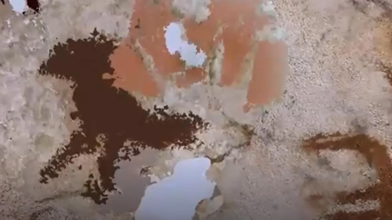 This 67,800-year-old handprint is the oldest piece of art ever discovered