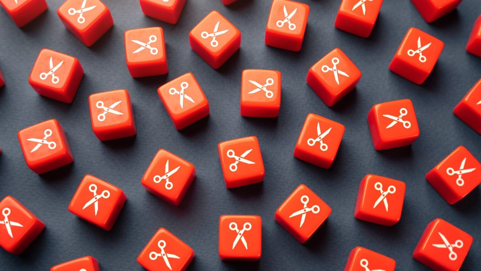 Major pharmaceutical companies will cut over 22,000 employees in 2025