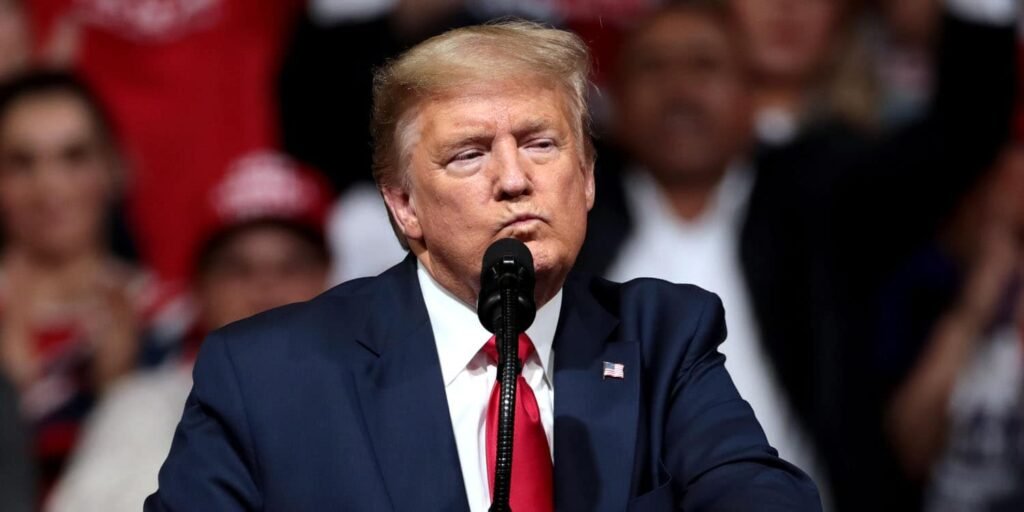 How do gasoline prices affect presidential approval ratings?