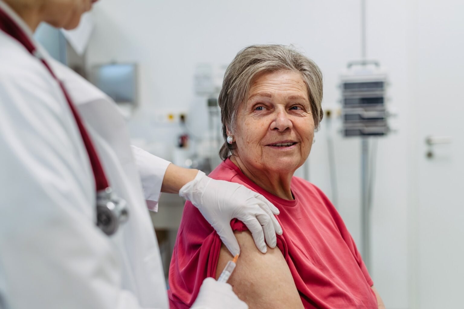 Influenza vaccination may reduce risk of heart attack and stroke after infection Influenza vaccination may reduce risk of heart attack and stroke after infection