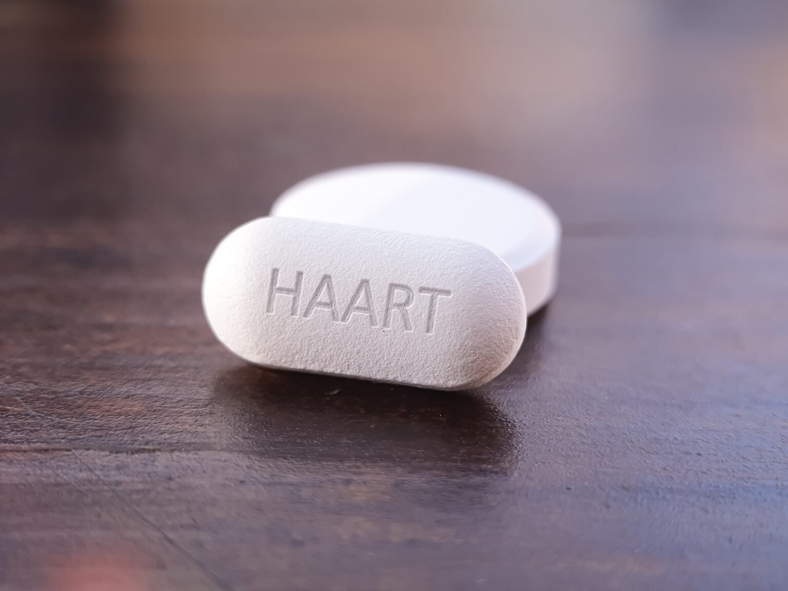 Did a life-saving HIV drug unintentionally promote a relapse of syphilis?