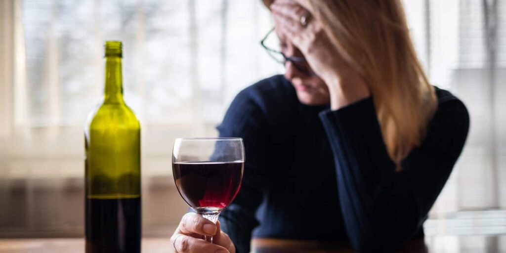 Do you drink alcohol because you feel depressed, or do you feel depressed because you drink alcohol? New research finds answers