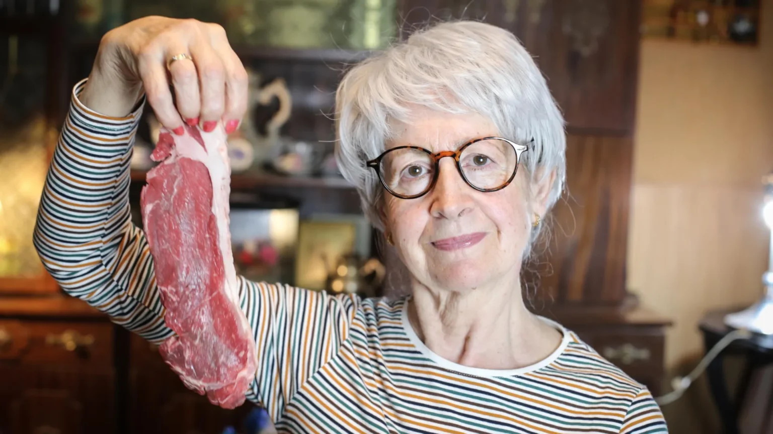 Eating more meat may lower risk of Alzheimer’s disease for some people
