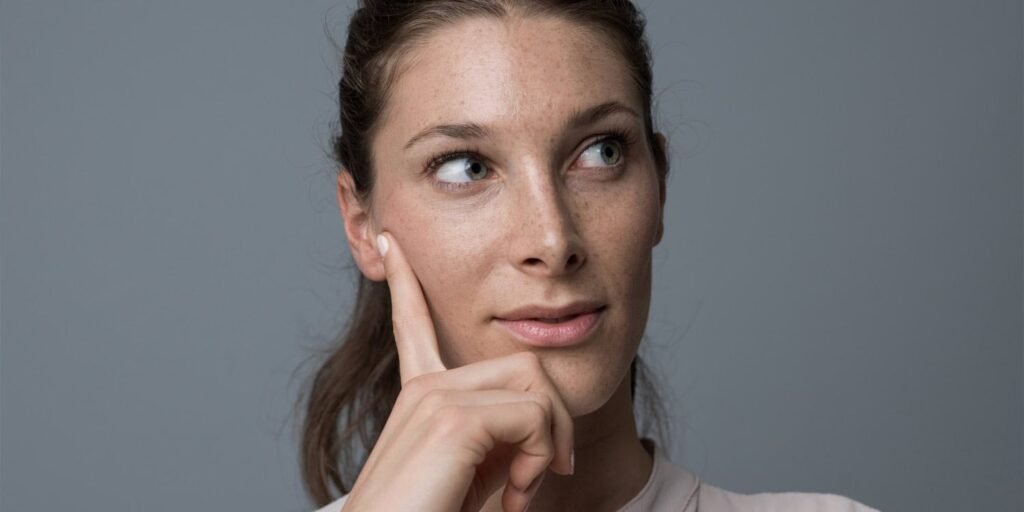 Men and women exhibit different relative cognitive strengths throughout the lifespan