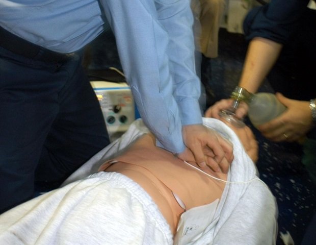 New wristband algorithm detects sudden cardiac arrest with high accuracy New wristband algorithm detects sudden cardiac arrest with high accuracy