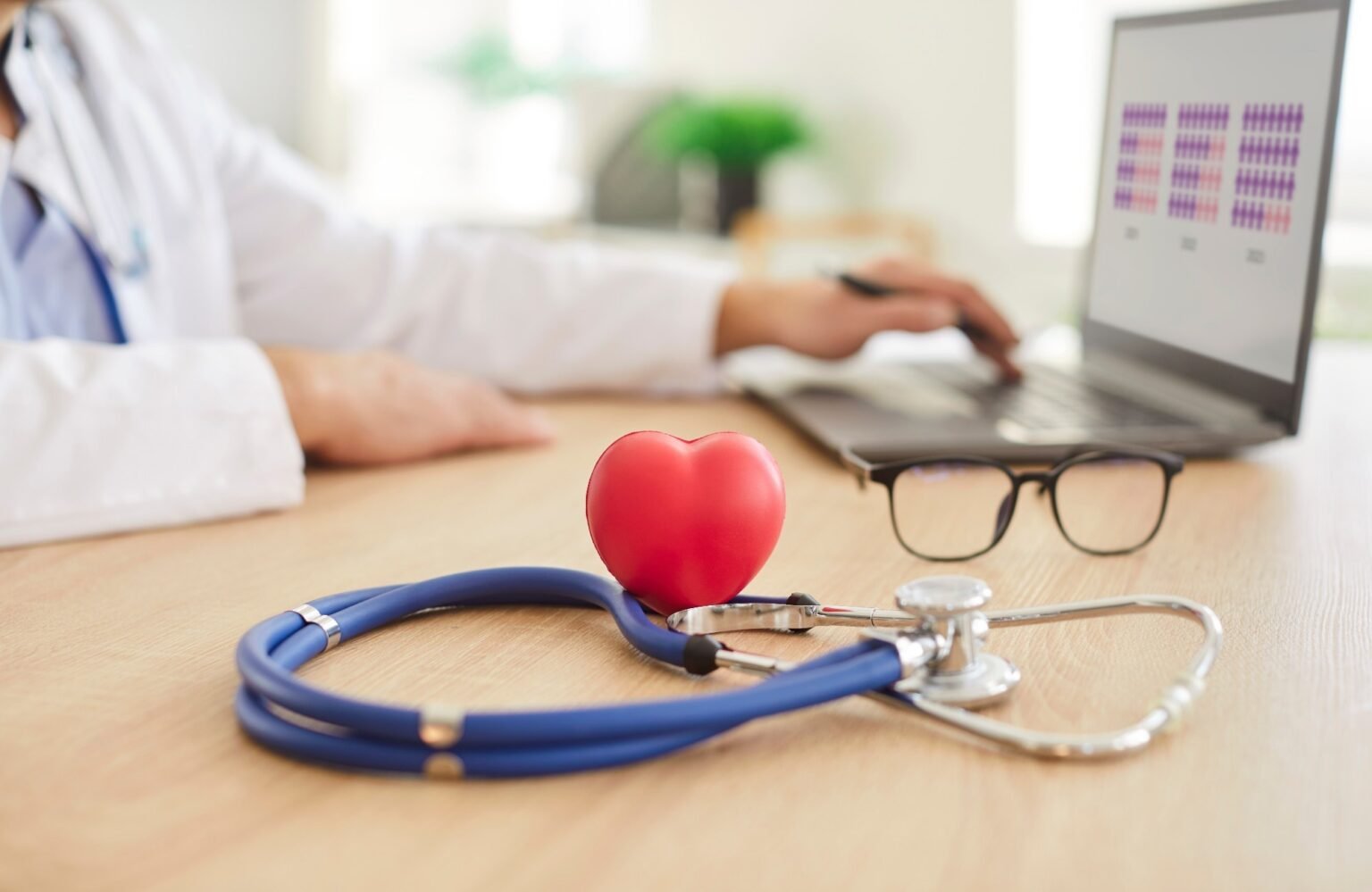 Popular GLP-1 drugs significantly reduce major cardiovascular events.