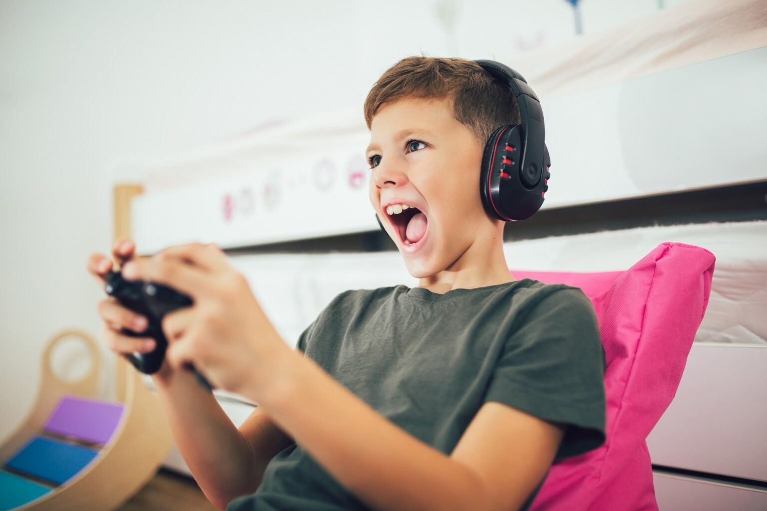 Early gaming habits and their influence on adult symptoms Early gaming habits and their influence on adult symptoms