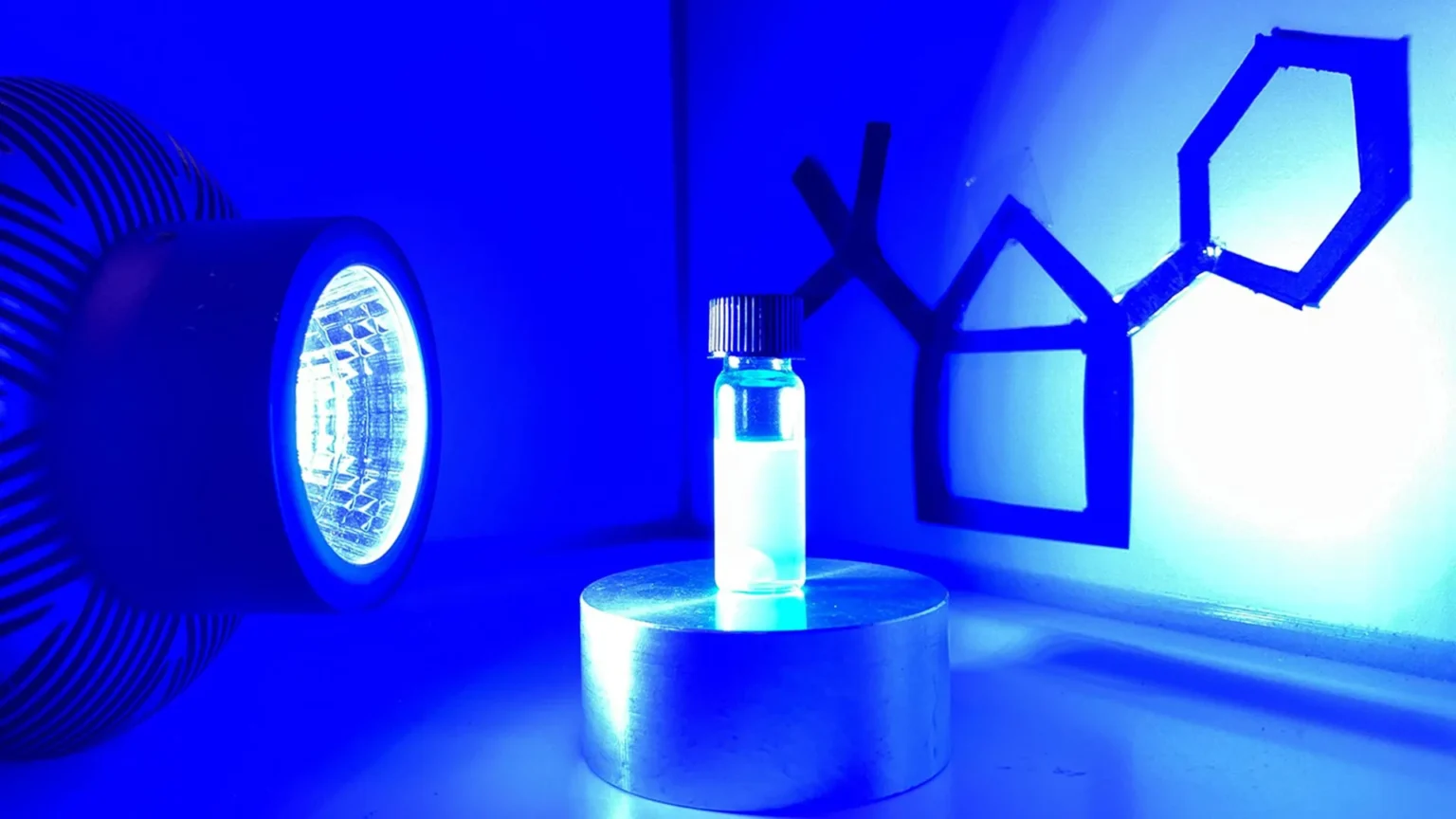 Scientists use light to create small molecules that could change medicine