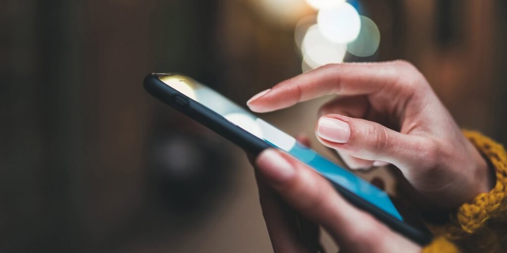 A survey of large amounts of data reveals that taking a break from social media does not improve mental health