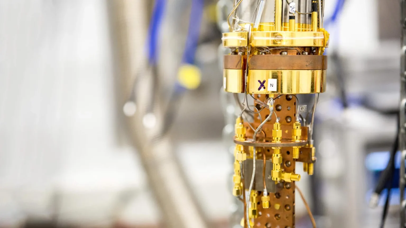 Scientists connect ‘time crystal’ to real device with quantum breakthrough