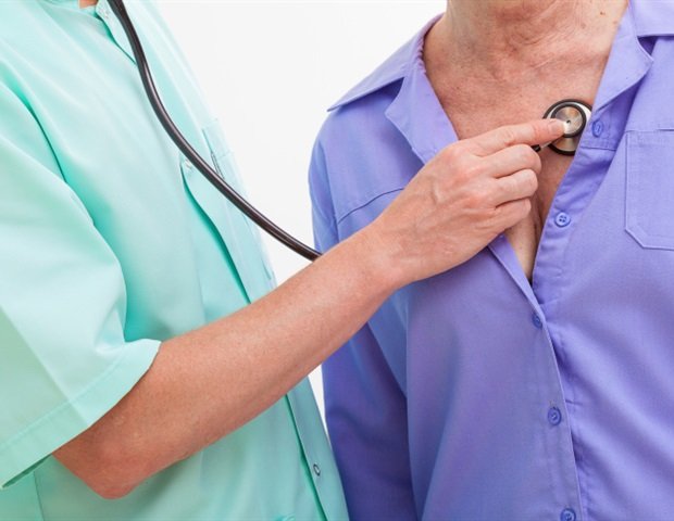 Study links immigration status to delayed career progression in the NHS Study links immigration status to delayed career progression in the NHS