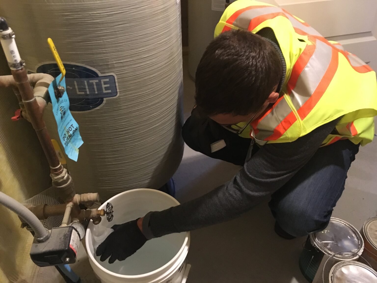 Top US lobbying groups profit from both sides of PFAS fight, report finds