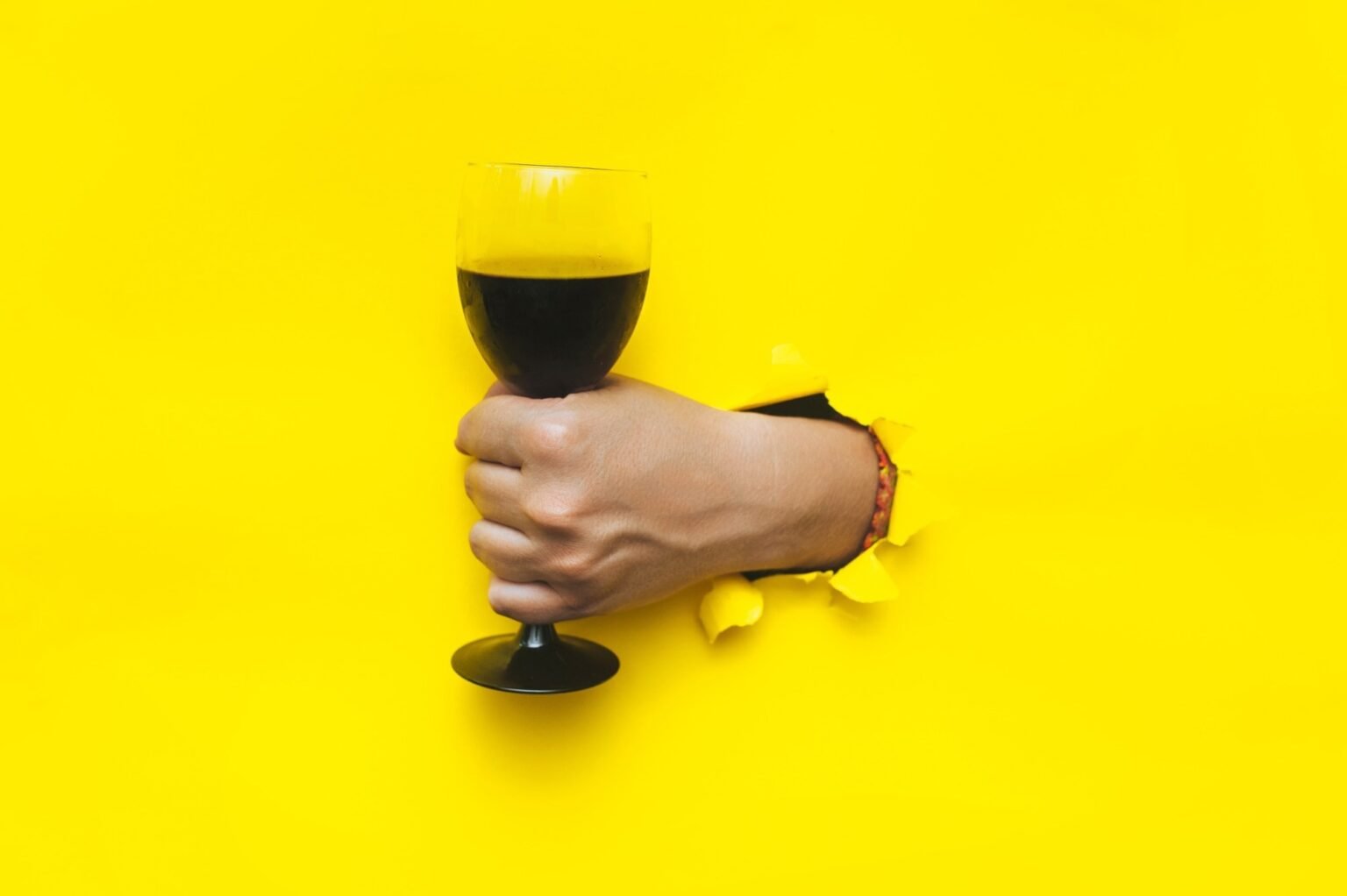 Is any level of alcohol safe? Extensive study reveals where drinking risk increases