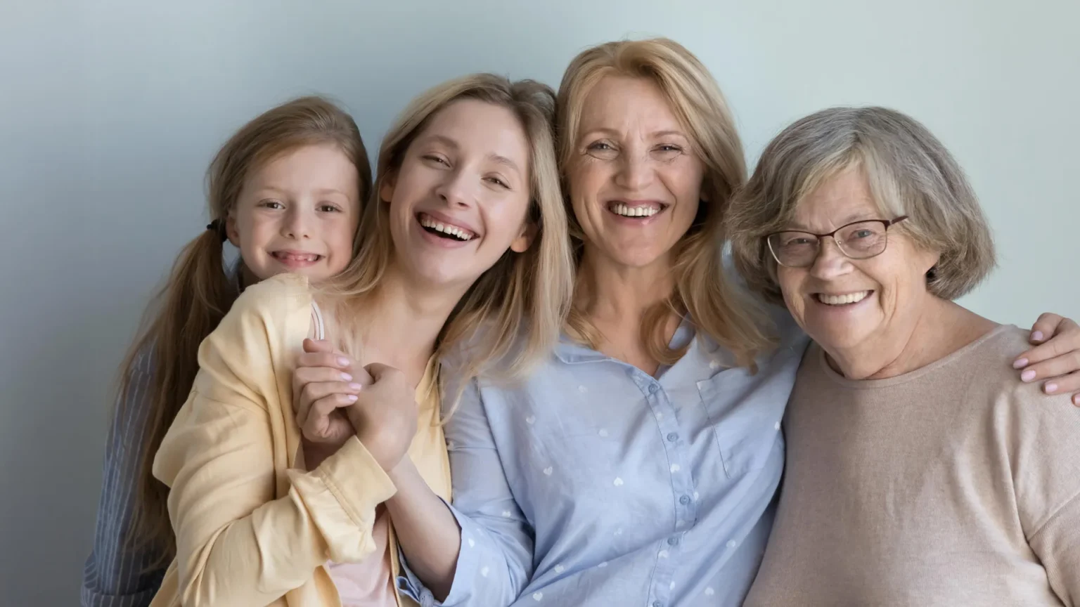 Long-lived families reveal rare genetic clues to healthy aging