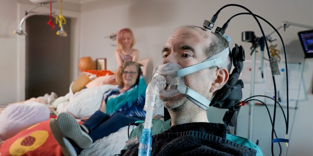Unprecedented brain implant allows paralyzed man to take full control of his computer and ‘speak’ independently Unprecedented brain implant allows paralyzed man to take full control of his computer and ‘speak’ independently