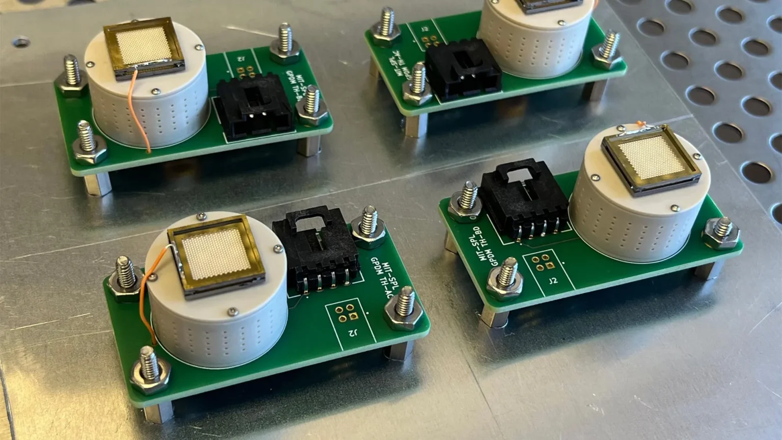 MIT’s new spacecraft engine could send small satellites to Mars MIT’s new spacecraft engine could send small satellites to Mars