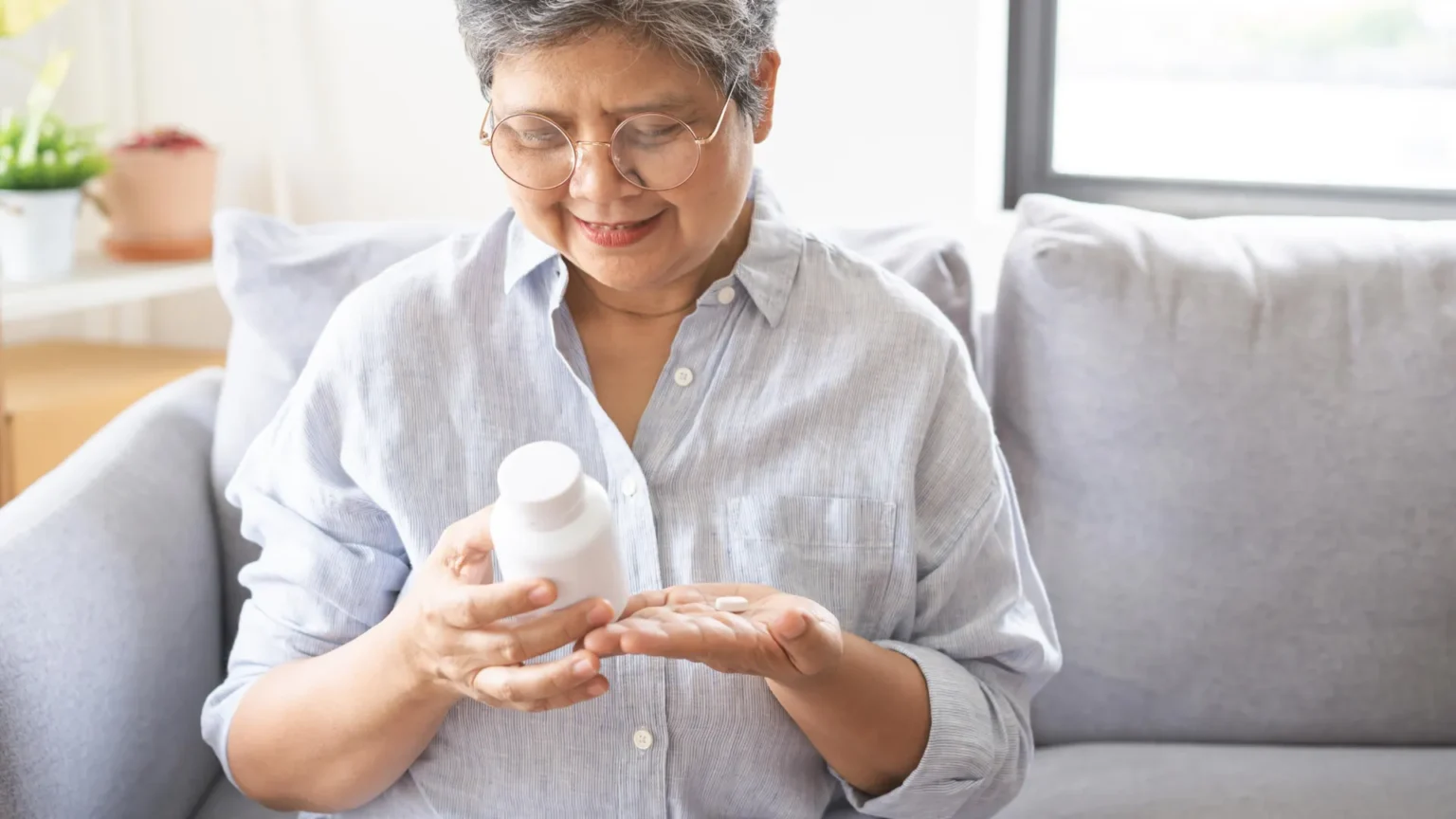 This common vitamin deficiency can mimic normal aging