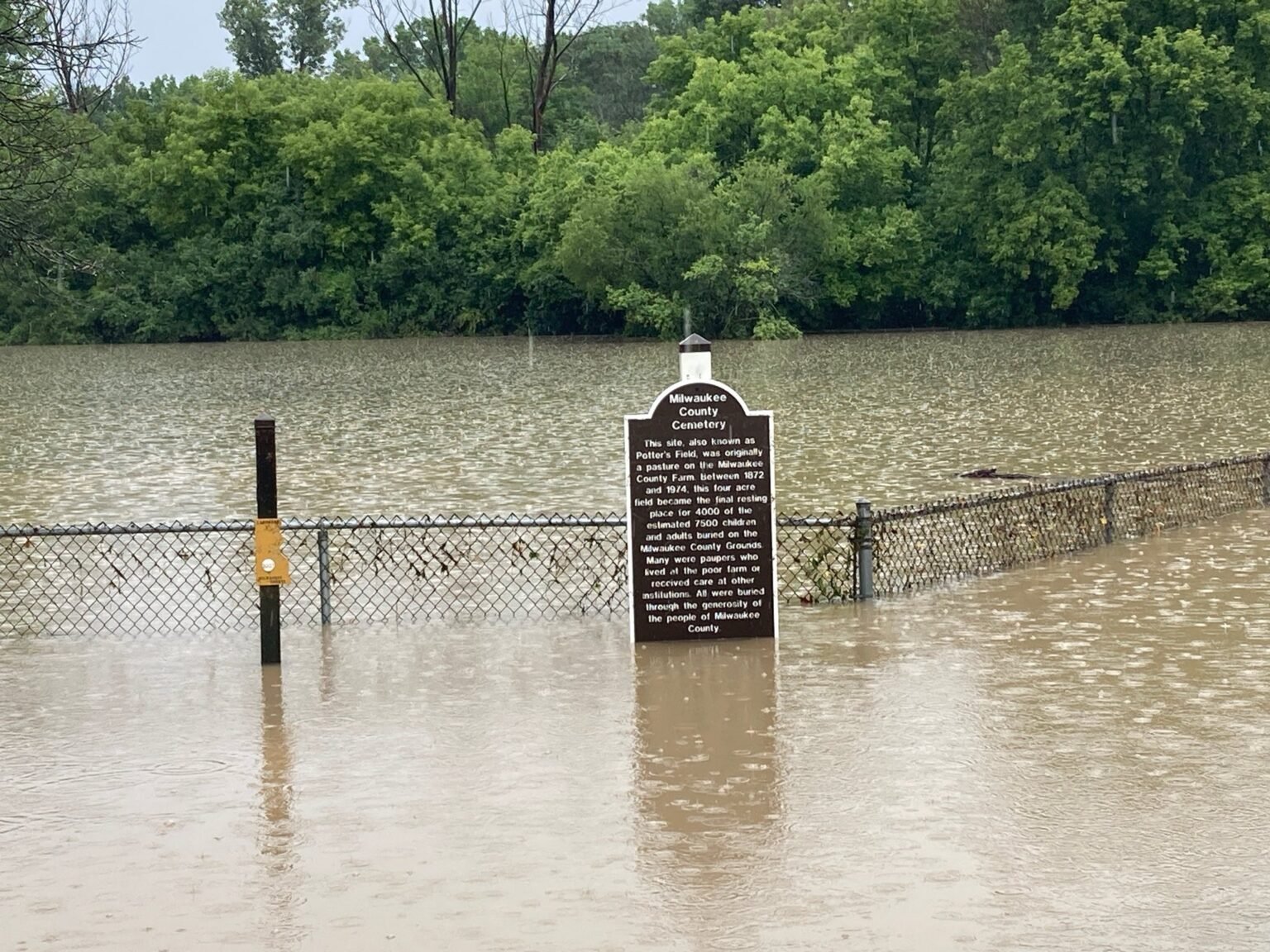 Report finds the Fed is increasingly leaving local governments alone when climate disasters occur • Wisconsin Examiner Report finds the Fed is increasingly leaving local governments alone when climate disasters occur • Wisconsin Examiner