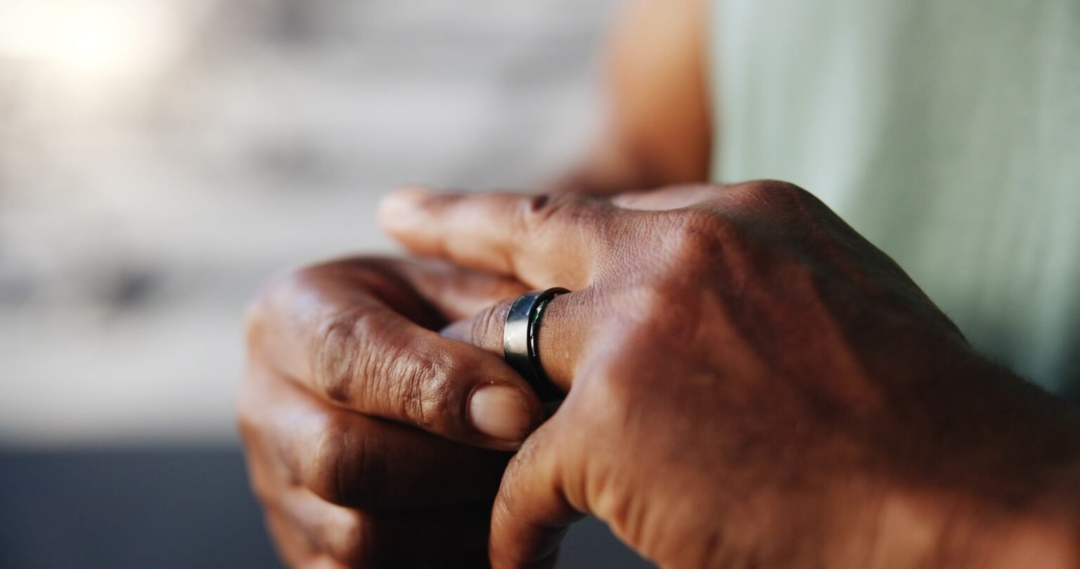 Prototype smart ring tracks multiple sweat biomarkers