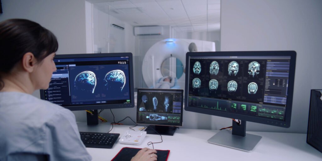 Brain imaging reveals characteristics of professional visual artists