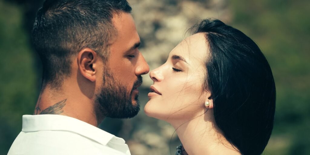 Why do we seek long-term relationships? New research explores our deepest motivations Why do we seek long-term relationships? New research explores our deepest motivations
