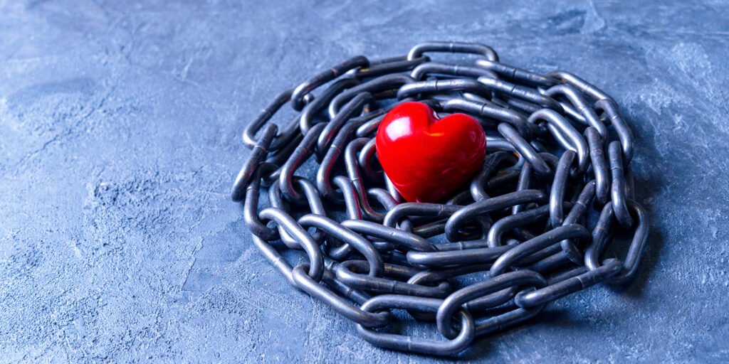 Are you at risk of becoming a love addict? The answer lies in your attachment style, psychological flexibility, and emotional regulation Are you at risk of becoming a love addict? The answer lies in your attachment style, psychological flexibility, and emotional regulation