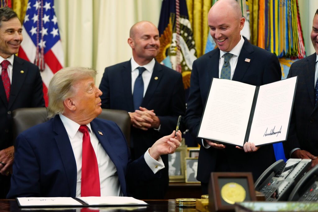 President Trump takes a deeper dive into protecting Utah monuments President Trump takes a deeper dive into protecting Utah monuments